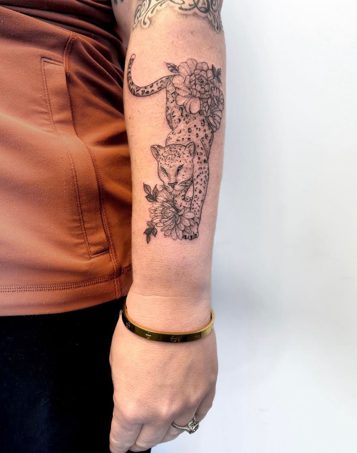Fine Line Tattoo