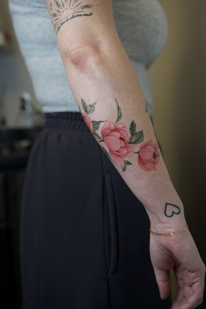 Fine Line Tattoo