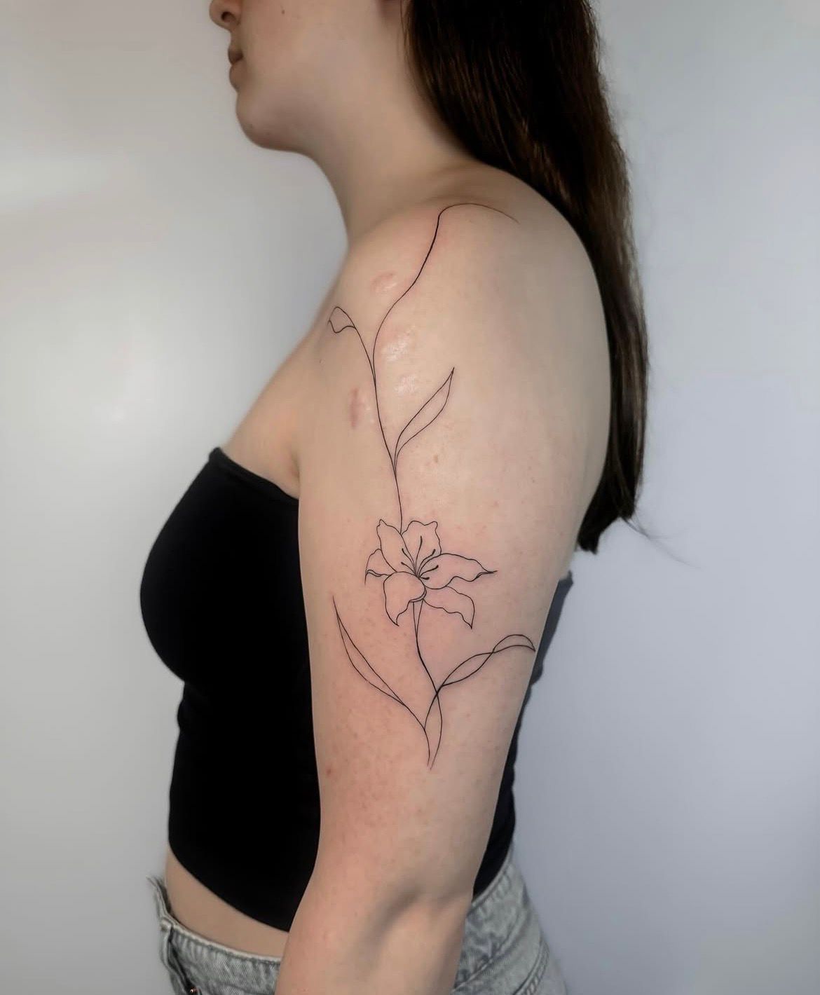 Fine Line Tattoo
